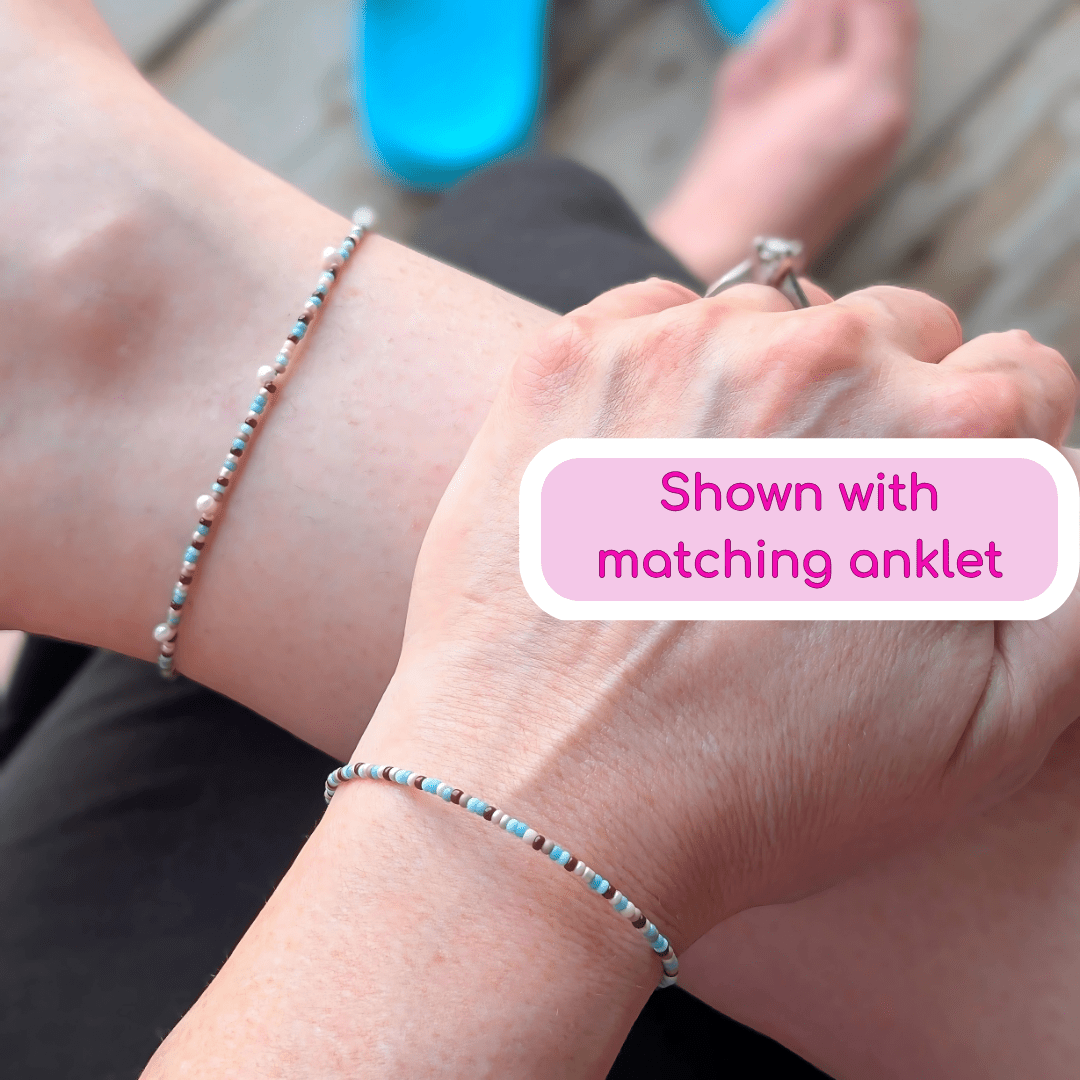 Dainty bracelet - Blue and Brown