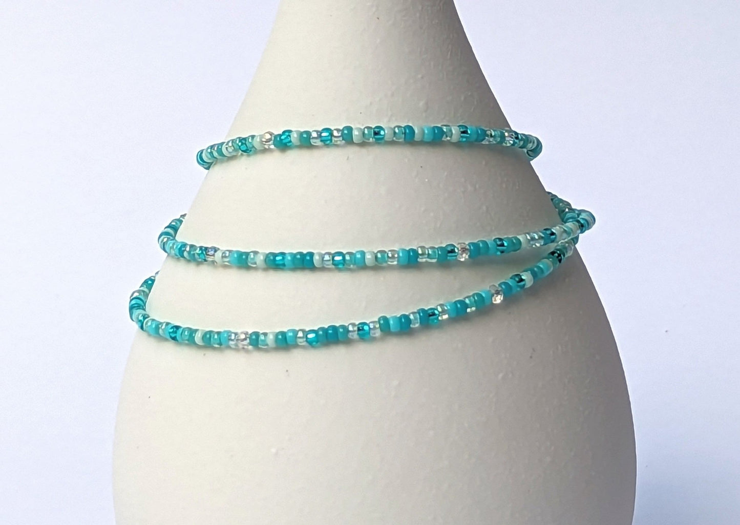 Dainty bracelet - Pale Green seed bead bracelet - creations by cherie