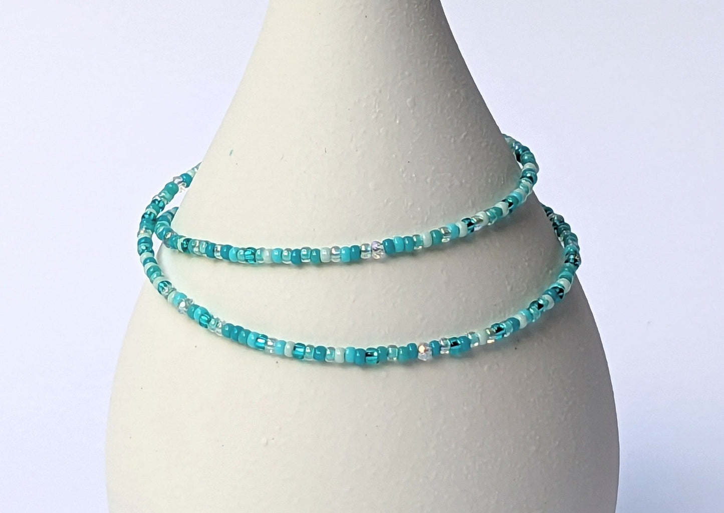 Dainty bracelet - Pale Green seed bead bracelet - creations by cherie