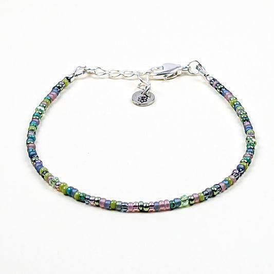Dainty bracelet - Green seed bead bracelet