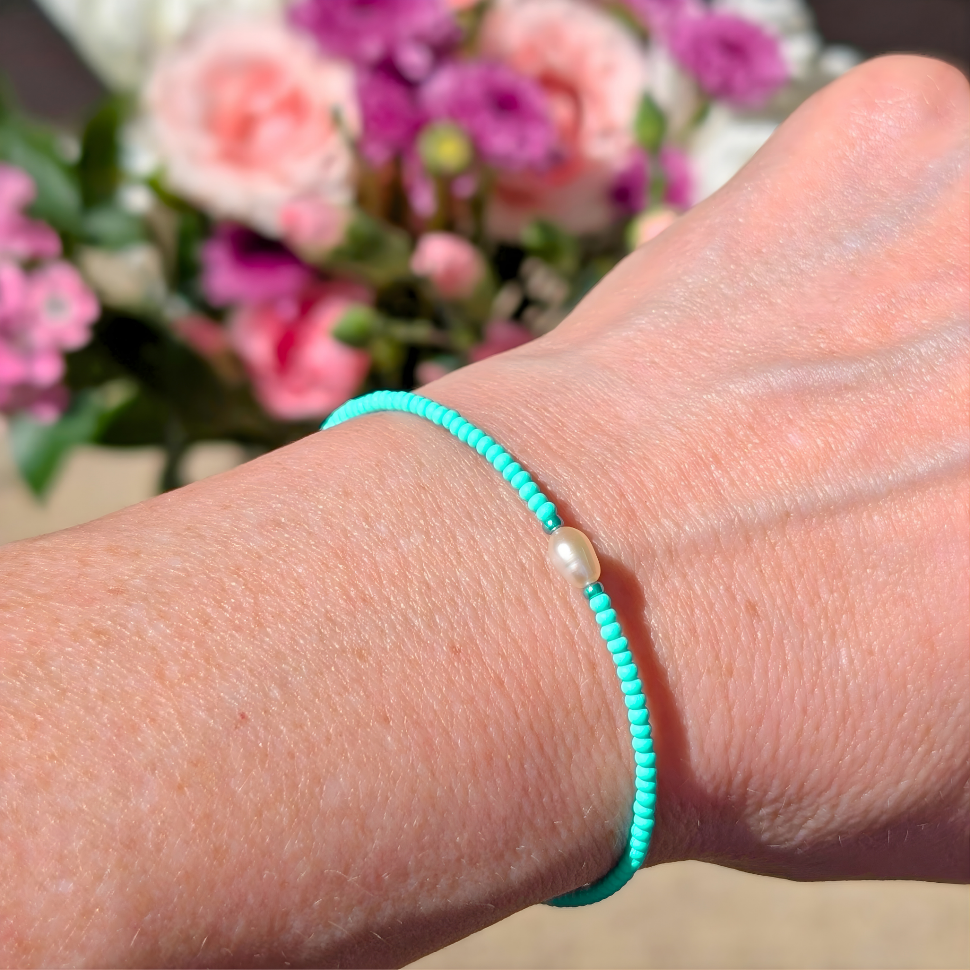 Dainty Bracelet - Mint Pearl