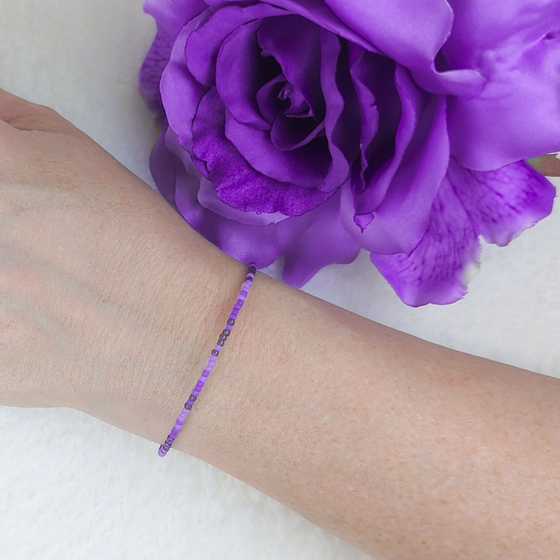 Dainty bracelet - purple ombre - creations by cherie