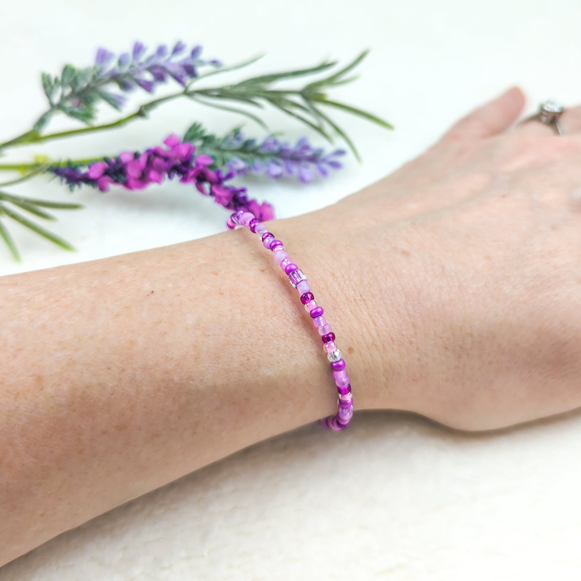 Assorted shaped glass seed beads - Light purple bracelet - creations by cherie
