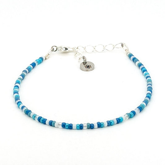 Dainty bracelet - blue and white seed beads - creations by cherie