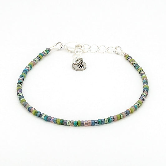 Dainty bracelet - Green seed bead bracelet - creations by cherie