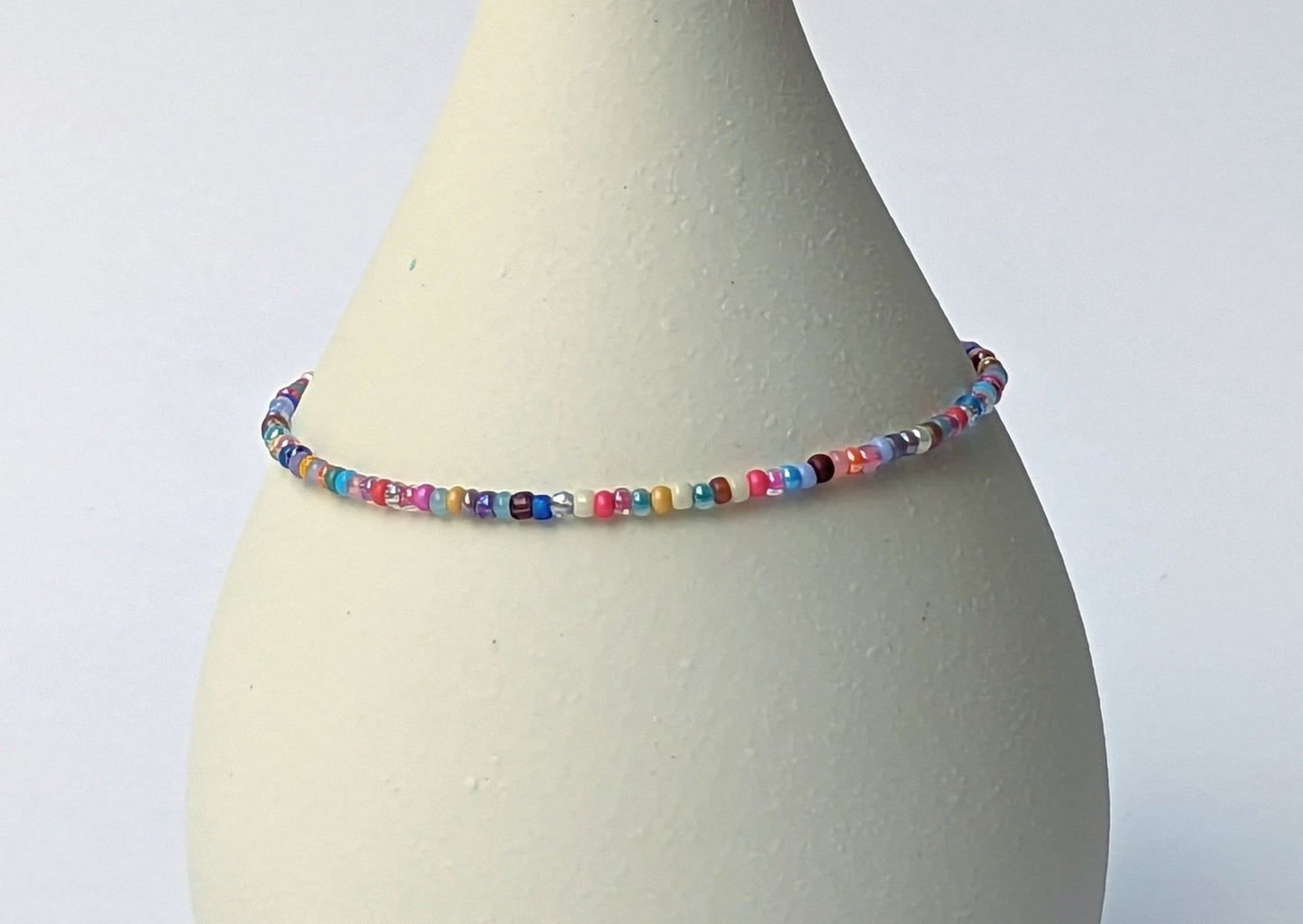 Dainty bracelet - Multicolor seed bead bracelet - creations by cherie