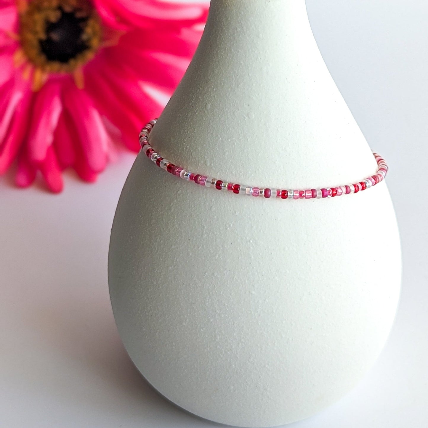 Dainty bracelet - Red, pink and white glass seed beads - creations by cherie